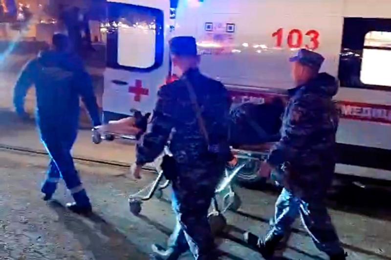 В Москве росгвардейцы оказали помощь потерявшему сознание мужчине