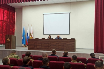 В Ульяновске росгвардейцам напомнили о правилах безопасности дорожного движения