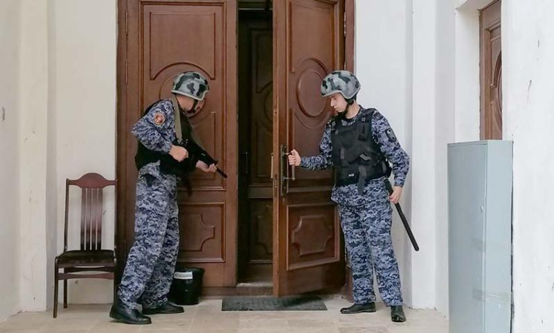 Сотрудники вневедомственной охраны Росгвардии провели тренировку на территории «Спасского-Лутовинова»