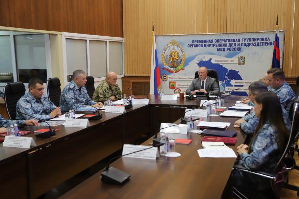 Командующий ОГВ(с) принял участие в подведении итогов опера-тивно-служебной деятельности ВОГОиП МВД России за 9 месяцев 2025 года