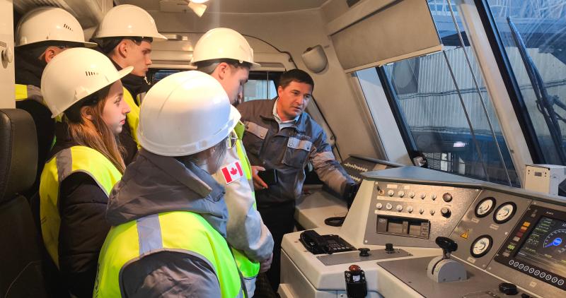 Более 400 человек посетили предприятия Западно-Сибирского филиала в рамках акции «Неделя без турникетов»