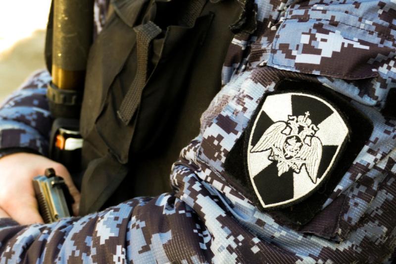 Росгвардейцы задержали женщину с разносортным неоплаченным товаром в сумке