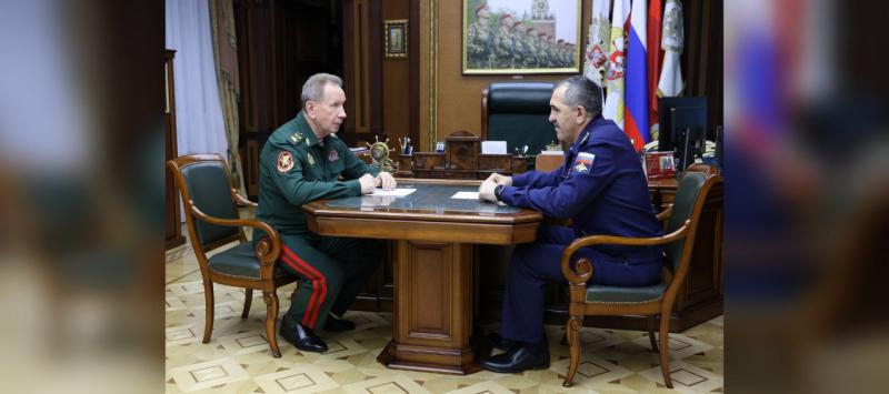 ДИРЕКТОР РОСГВАРДИИ ВИКТОР ЗОЛОТОВ ВСТРЕТИЛСЯ С ЗАМЕСТИТЕЛЕМ МИНИСТРА ОБОРОНЫ РФ ЮНУС-БЕКОМ ЕВКУРОВЫМ