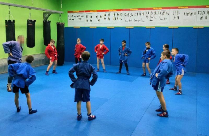 В Мордовии юные самбисты Мордовии побывали в гостях у спецподразделения Росгвардии