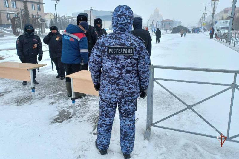 Росгвардия обеспечила безопасность ямальцев в День народного единства