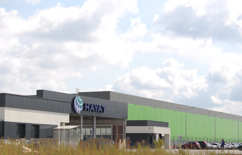 ХАЯТ Россия запустила новую линию по производству бумажных полотенец V-сложения на заводе в Калужской области