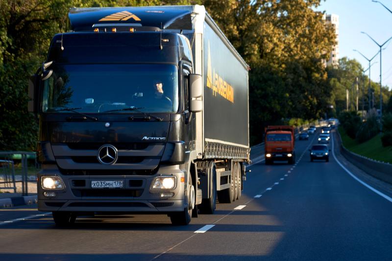 Более 75% объема поставок промышленных товаров и оборудования в международных перевозках приходится на Китай – «Деловые Линии»