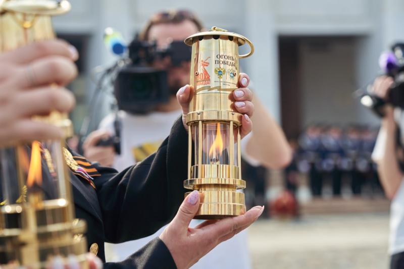 Ко Дню работника транспортника опубликован ролик об уникальной акции ведомственной охраны Минтранса России «Огонь Победы» 