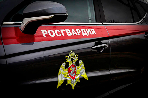 В Москве росгвардейцы задержали подозреваемого в поджоге чужой квартиры