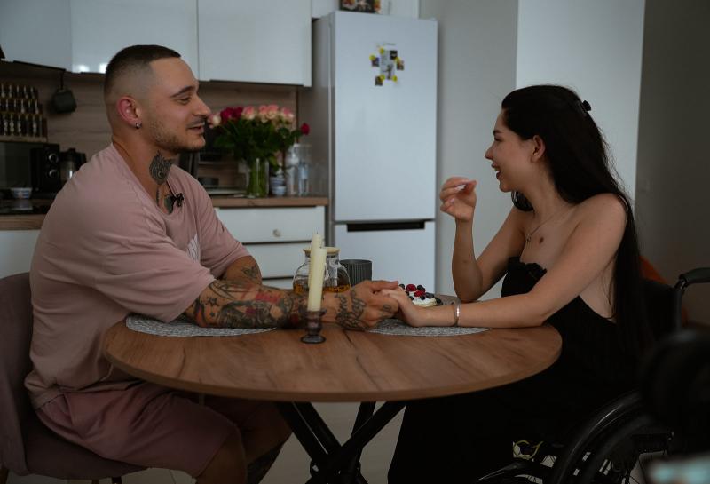 Новые сезоны «Иного взгляда» о любви и самореализации без границ набрали на CHILL более 3 млн просмотров