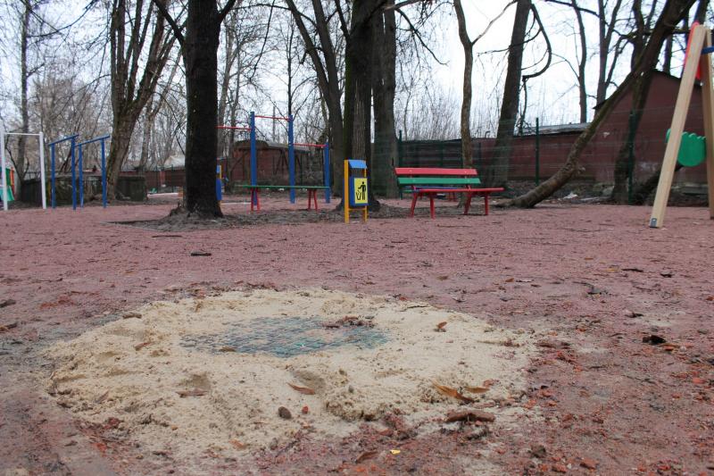 После замечаний ОНФ на одной из детских площадок Калуги обеспечены условия безопасности